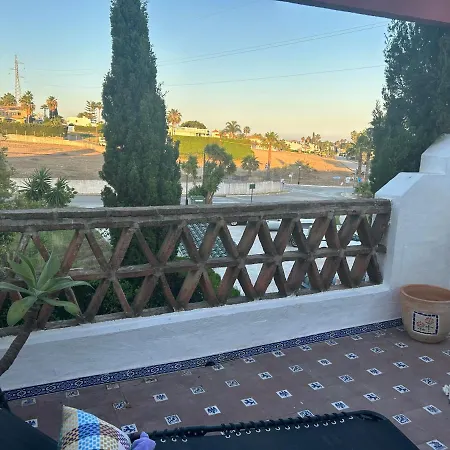 Oda ve Kahvaltı Between & Marbella - Golf, Sea & Swim Pools *