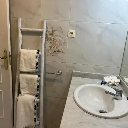 Between & Marbella - Golf, Sea & Swim Pools *